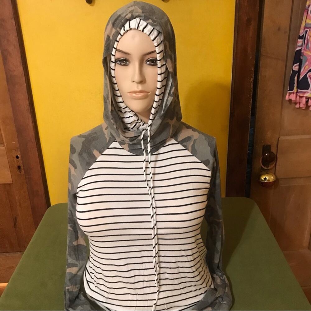 Adora‎ Hoodie White Grey Striped Camo Raglan Long Sleeve MYT12951